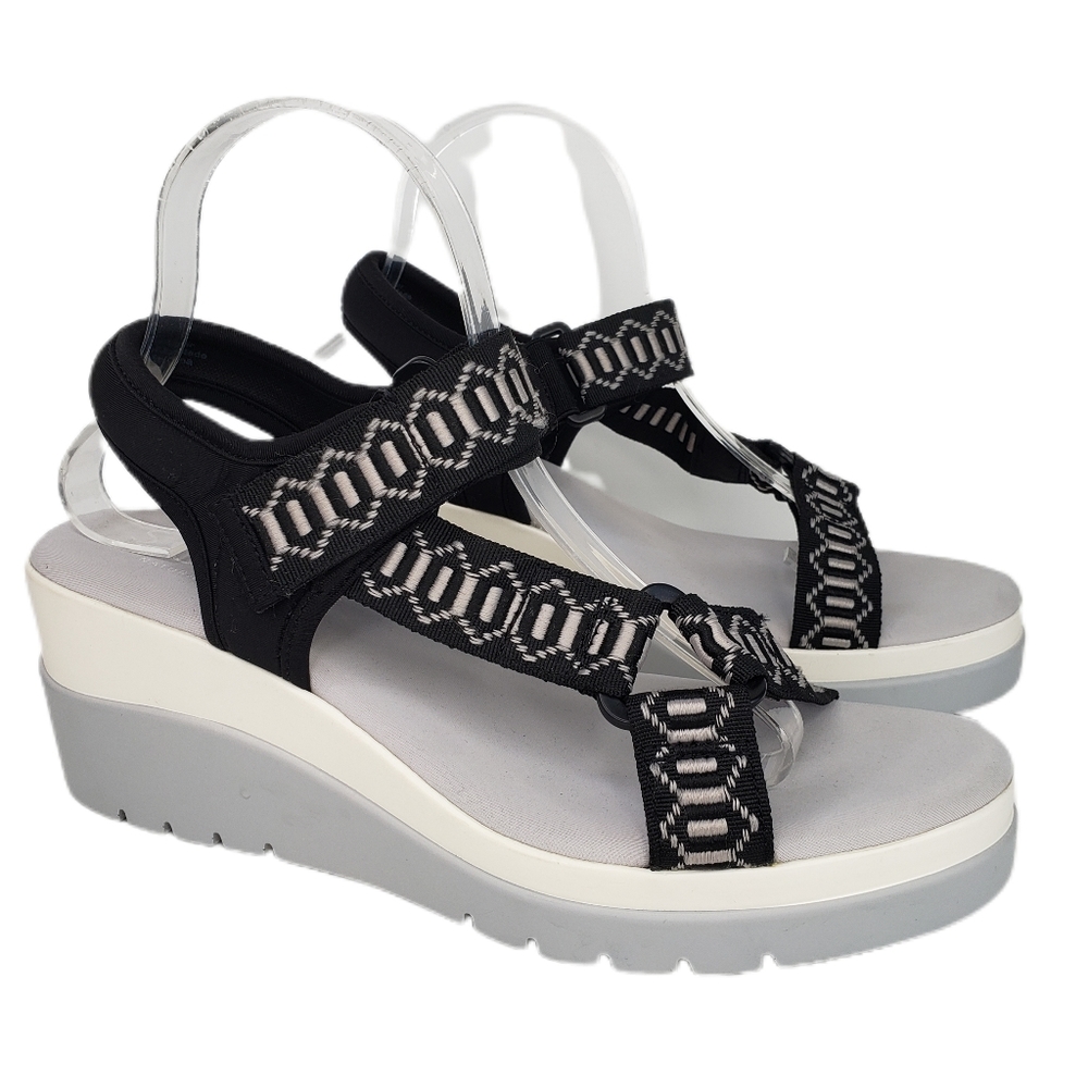 SOUL Naturalizer Black and White Wedges